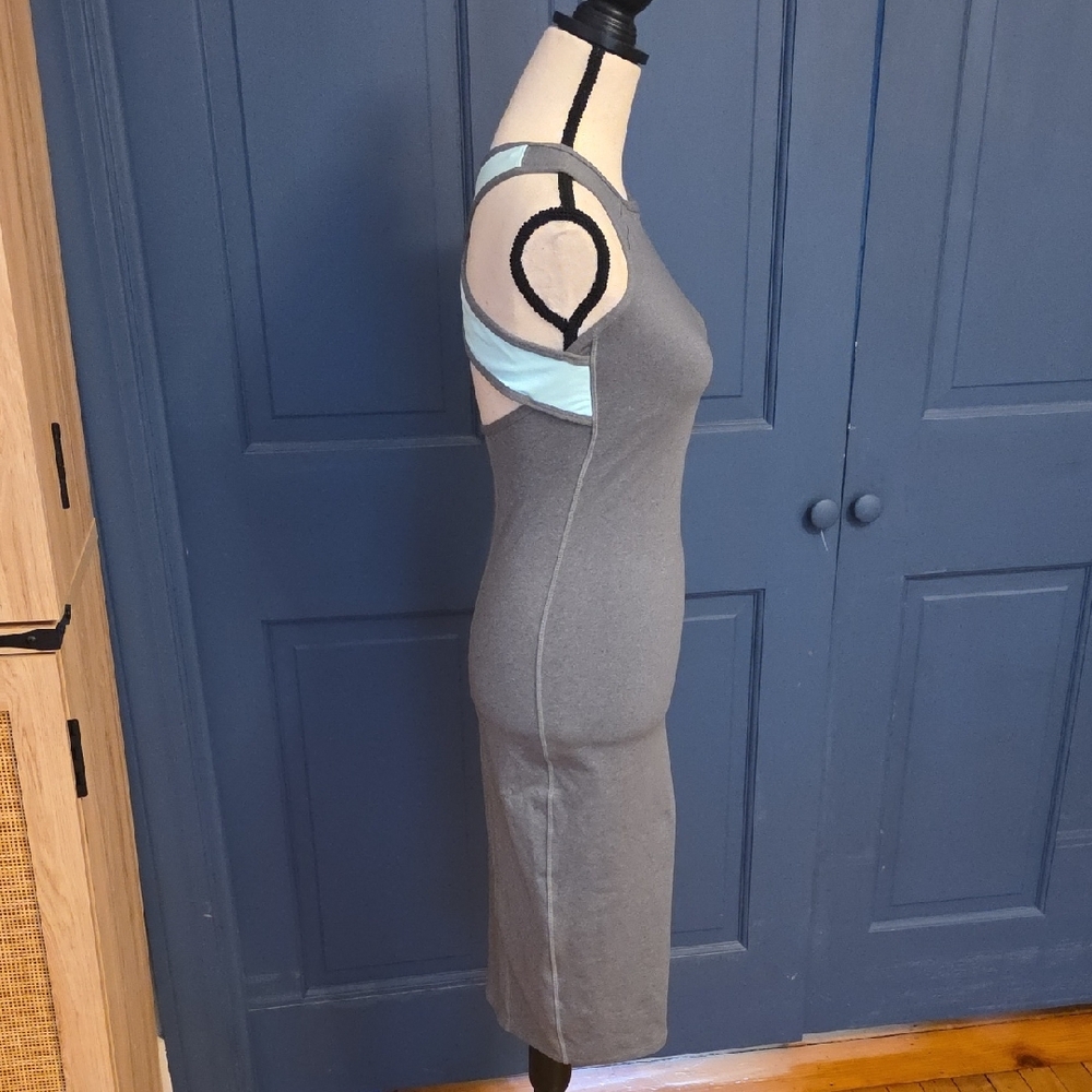 lululemon athletica Picnic Play Bodycon Midi Dress Gray W Aqua Straps Sz 4 - Picture 6 of 9